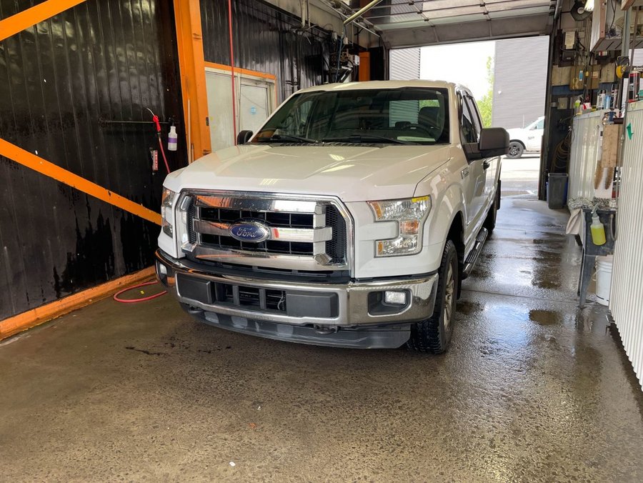 Ford F-150 XLT 4X4 3.5L ECOBOOST *BOITE 8 PI* RATIO 3.31 2016 Blanc