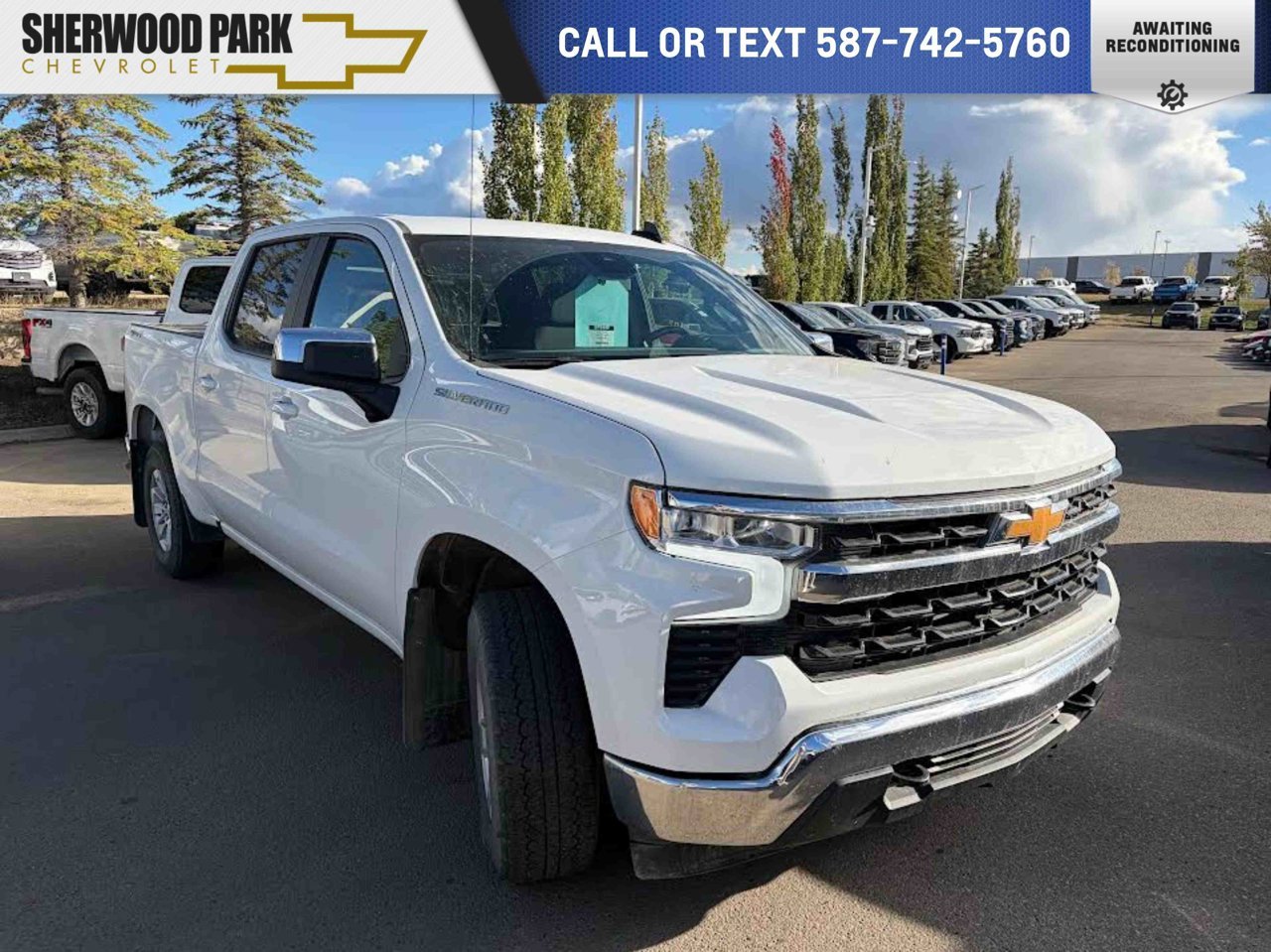2025 Chevrolet Silverado 1500 4WD Crew Cab 147 LT White Sherwood Park - photo #0