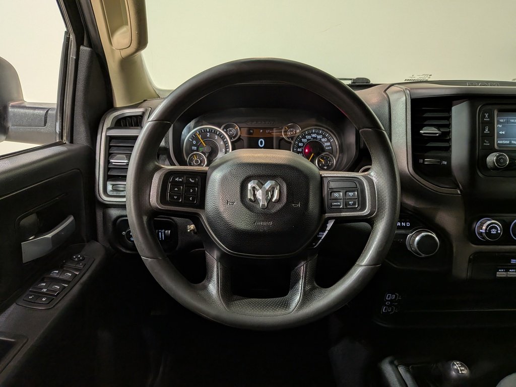 2019 Ram 2500 Tradesman 4x4 Crew Cab 8' Box White Val-David - photo #13