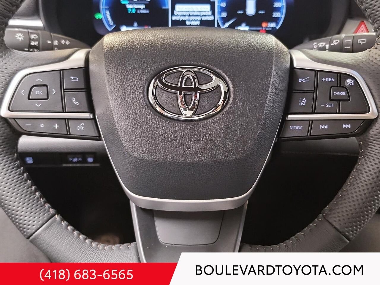 2026 Toyota Sienna 531863-48 | LIMITED, 7 PLACES White Québec - photo #12