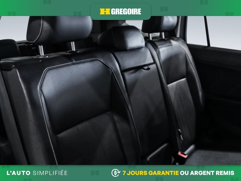 2022 Volkswagen Tiguan Silver Blainville - photo #24