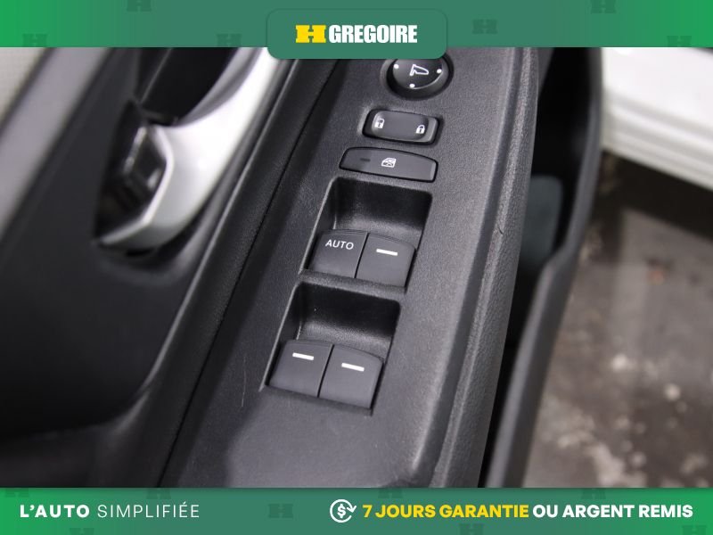 2021 Honda CRV White Saint-Eustache - photo #18