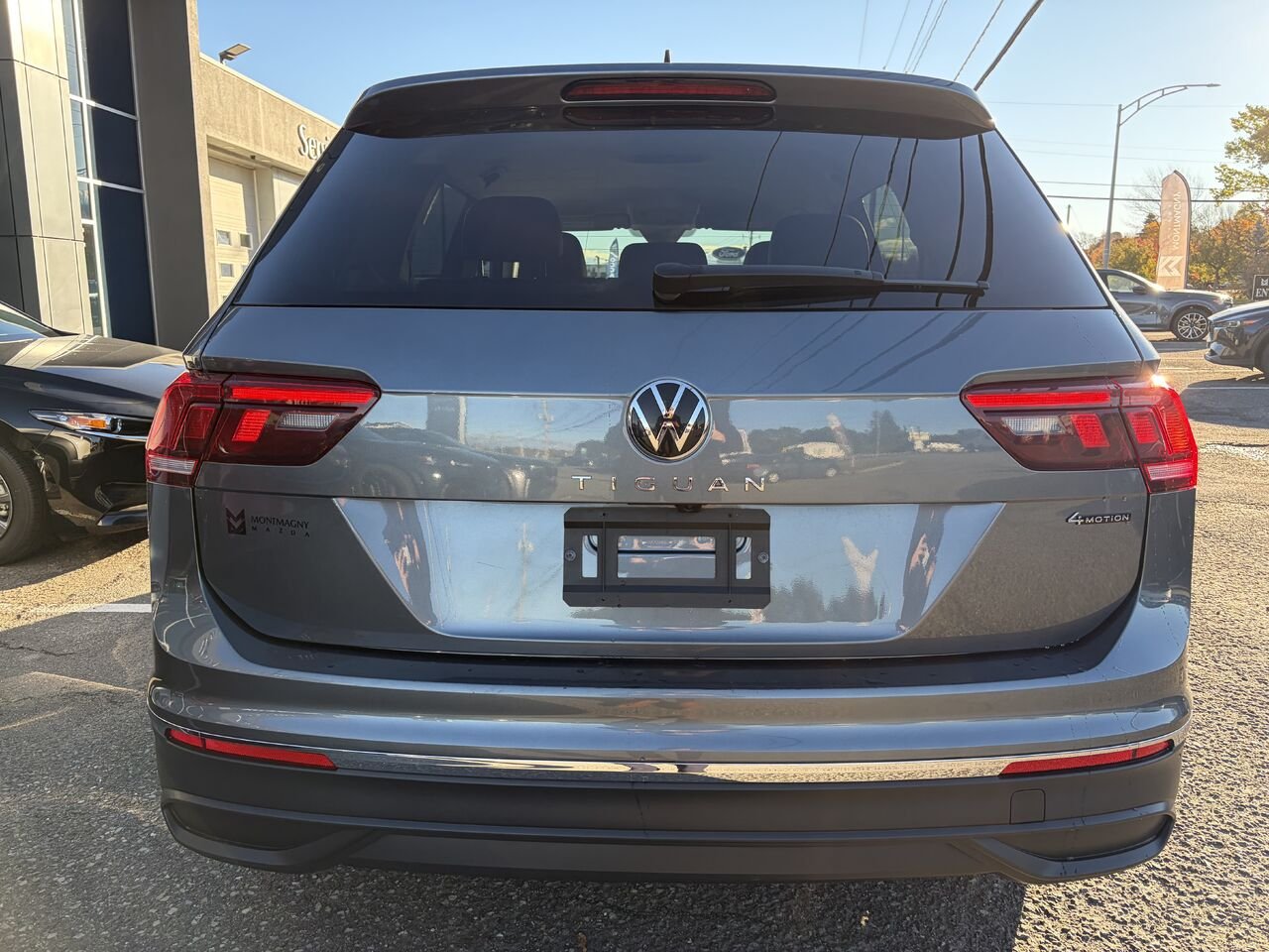 2024 Volkswagen Tiguan Comfortline 4MOTION Grey Montmagny - photo #5
