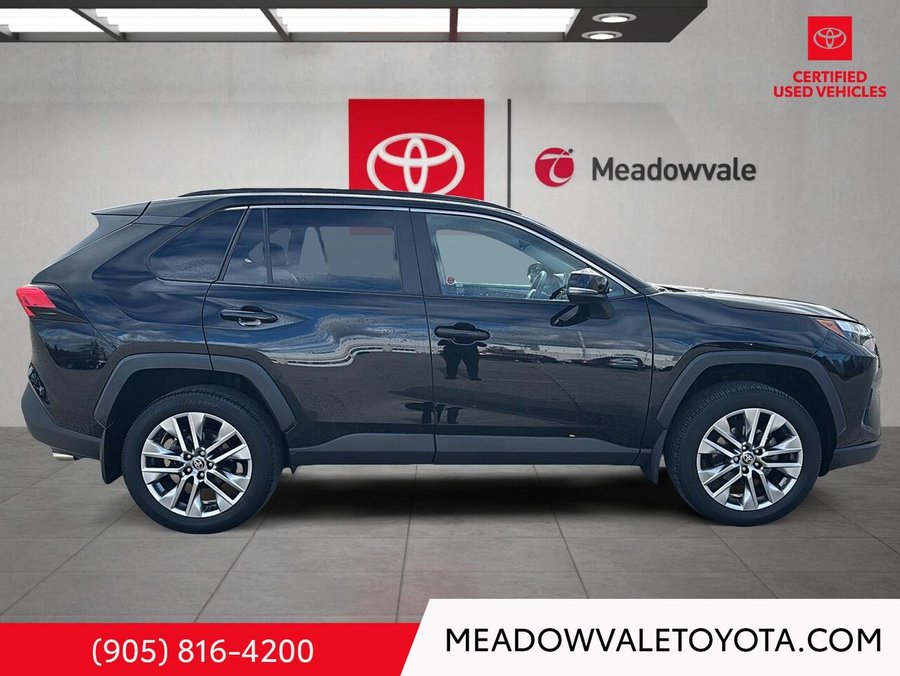 2023 Toyota RAV4 XLE AWD Black