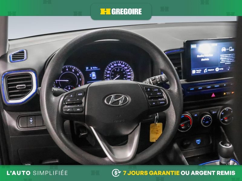 2020 Hyundai Venue Blue Saint-Eustache - photo #17