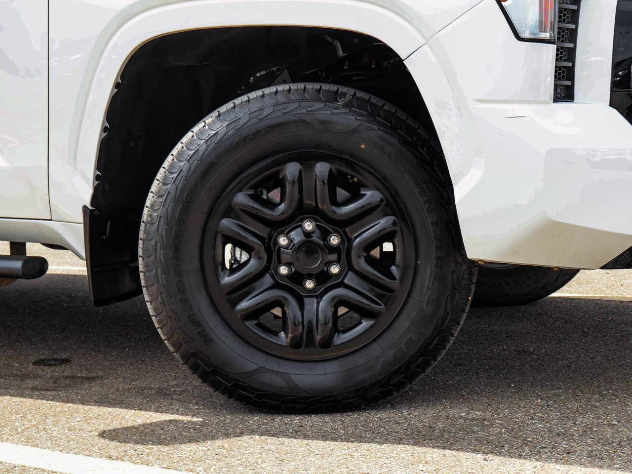 2024 Toyota Tundra 4x4 Crewmax SR White Sherwood Park - photo #10