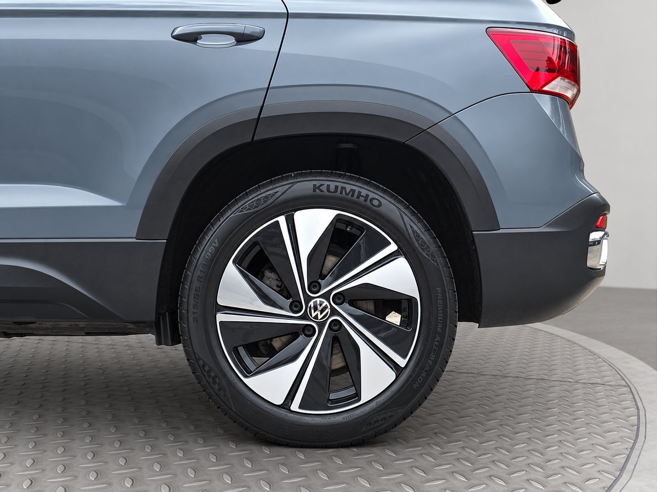Volkswagen Taos Comfortline 2024 Gris Val-David - photo #6
