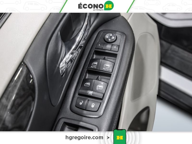 2015 Dodge GR Caravan White Blainville - photo #12