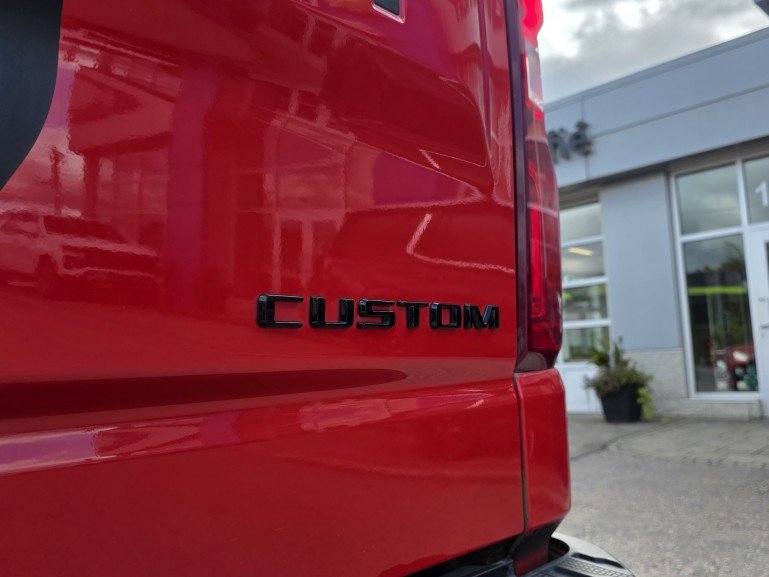 Chevrolet Silverado 1500 Custom 4X4 2022 Rouge Mont-Laurier - photo #8