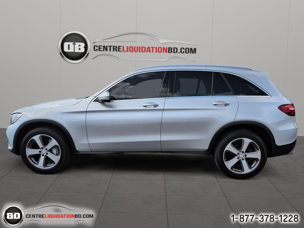 2017 Mercedes-Benz GLC GLC 300 4MATIC | BD0390 Silver Granby - photo #8
