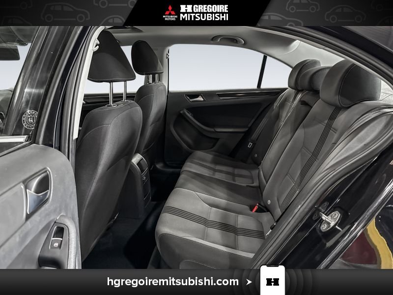 Volkswagen Jetta 2017 Noir Laval - photo #27