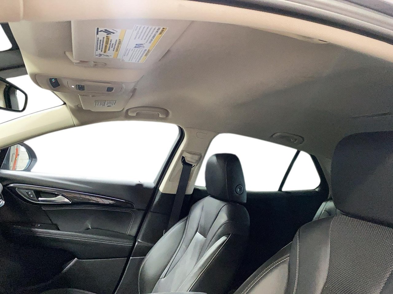 Buick Envision NIV LRBFZPR45ND066928 2022 Argent Chicoutimi - photo #18