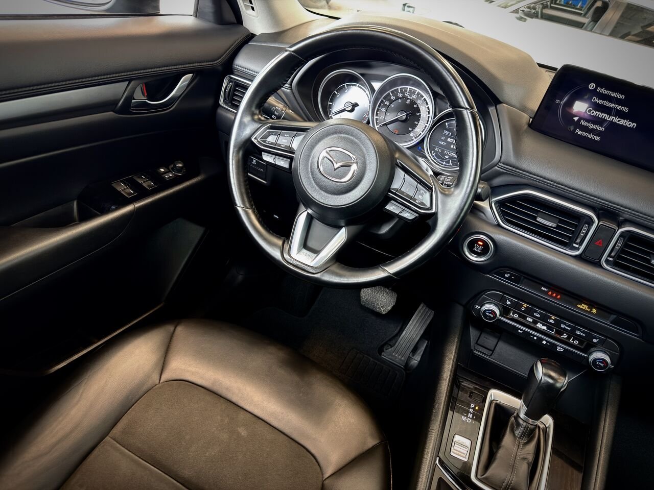 2022 Mazda CX-5 Grey Notre-Dame-des-Prairies - photo #17