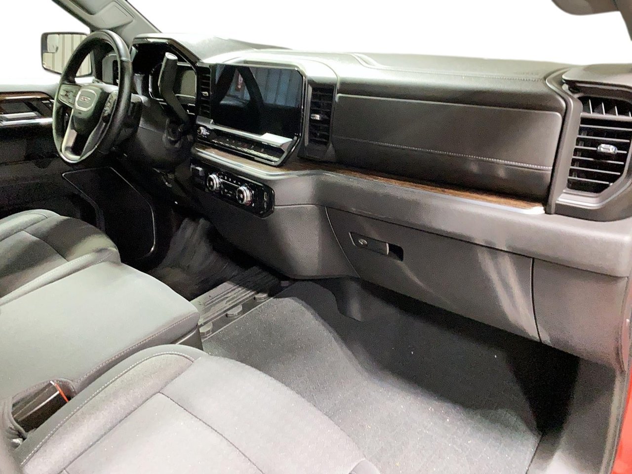 2023 GMC Sierra 1500 ELEVATION Red Baie-Comeau - photo #18
