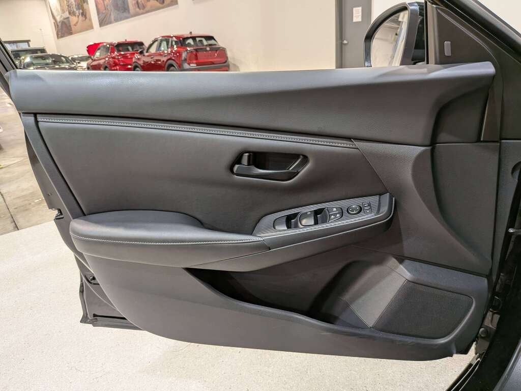 2024 Nissan Sentra S Plus CVT Black Val-David - photo #31