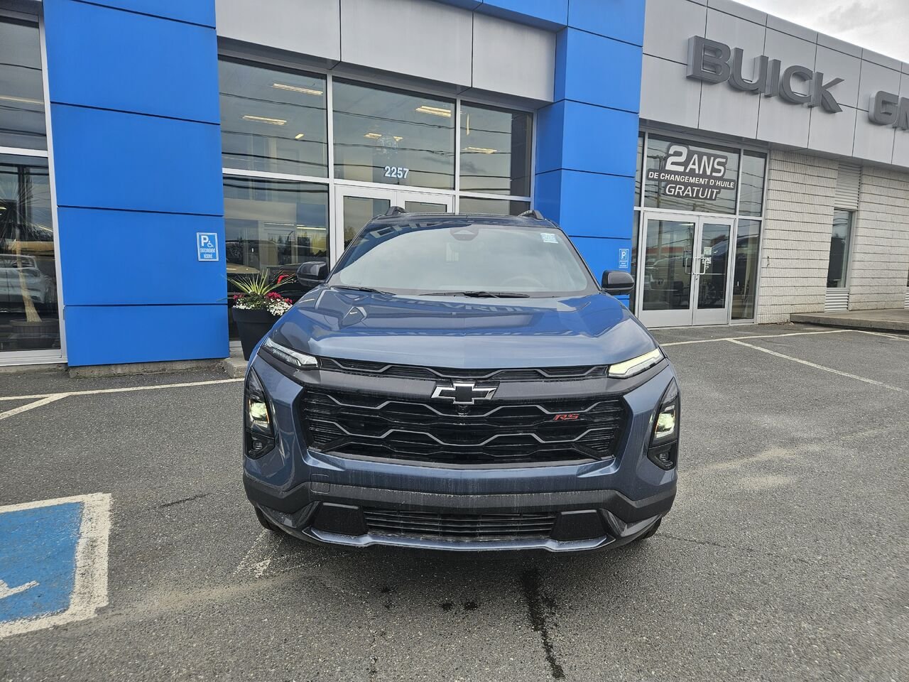2027 Chevrolet Equinox RS 4 portes TI Lakeshore Blue Metallic Thetford Mines - photo #6