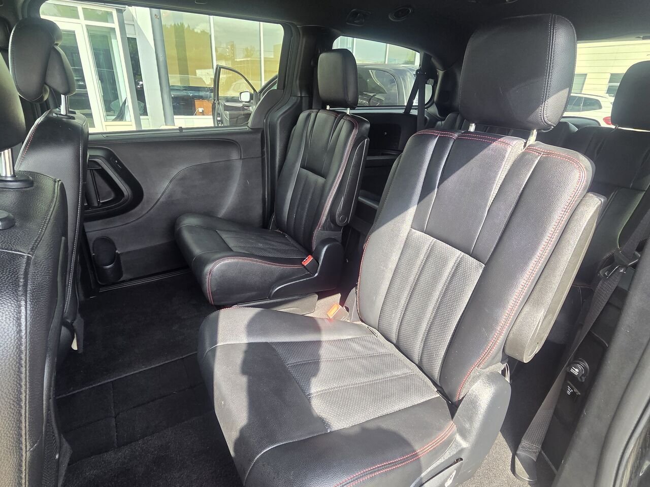 2019 Dodge Grand Caravan GT Stow N Go Black Granby - photo #12