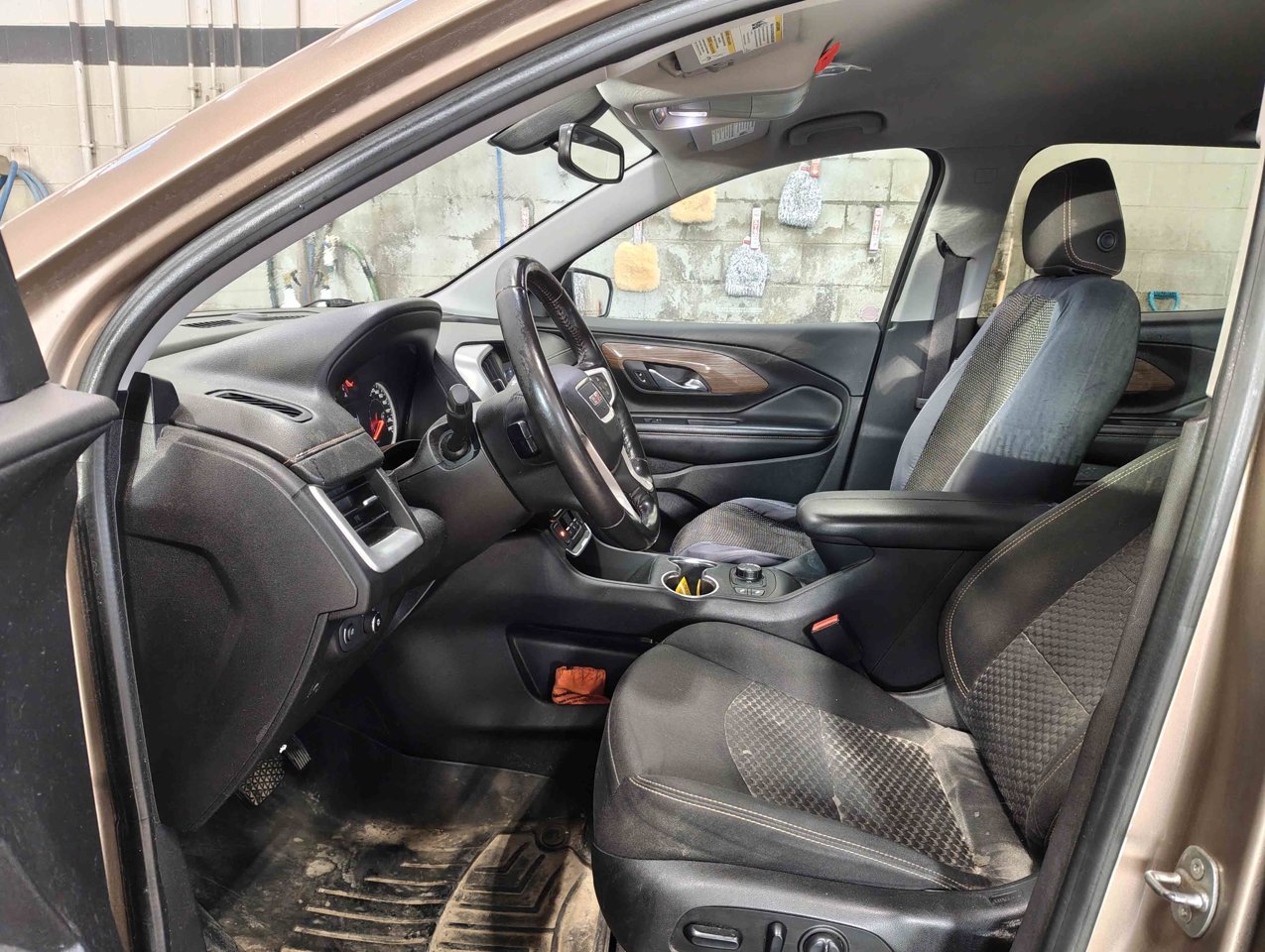 2018 GMC Terrain AWD 4dr SLE Beige Sherwood Park - photo #7