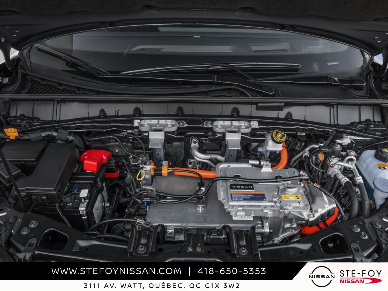 2026 NISSAN LEAF Red Metallic/Black Ste-Foy - photo #9