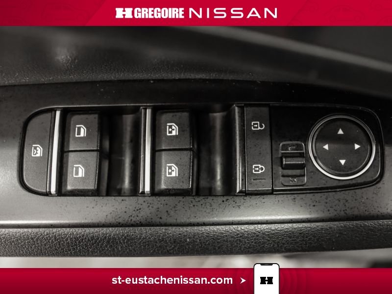 2022 Kia Soul White Saint-Eustache - photo #26