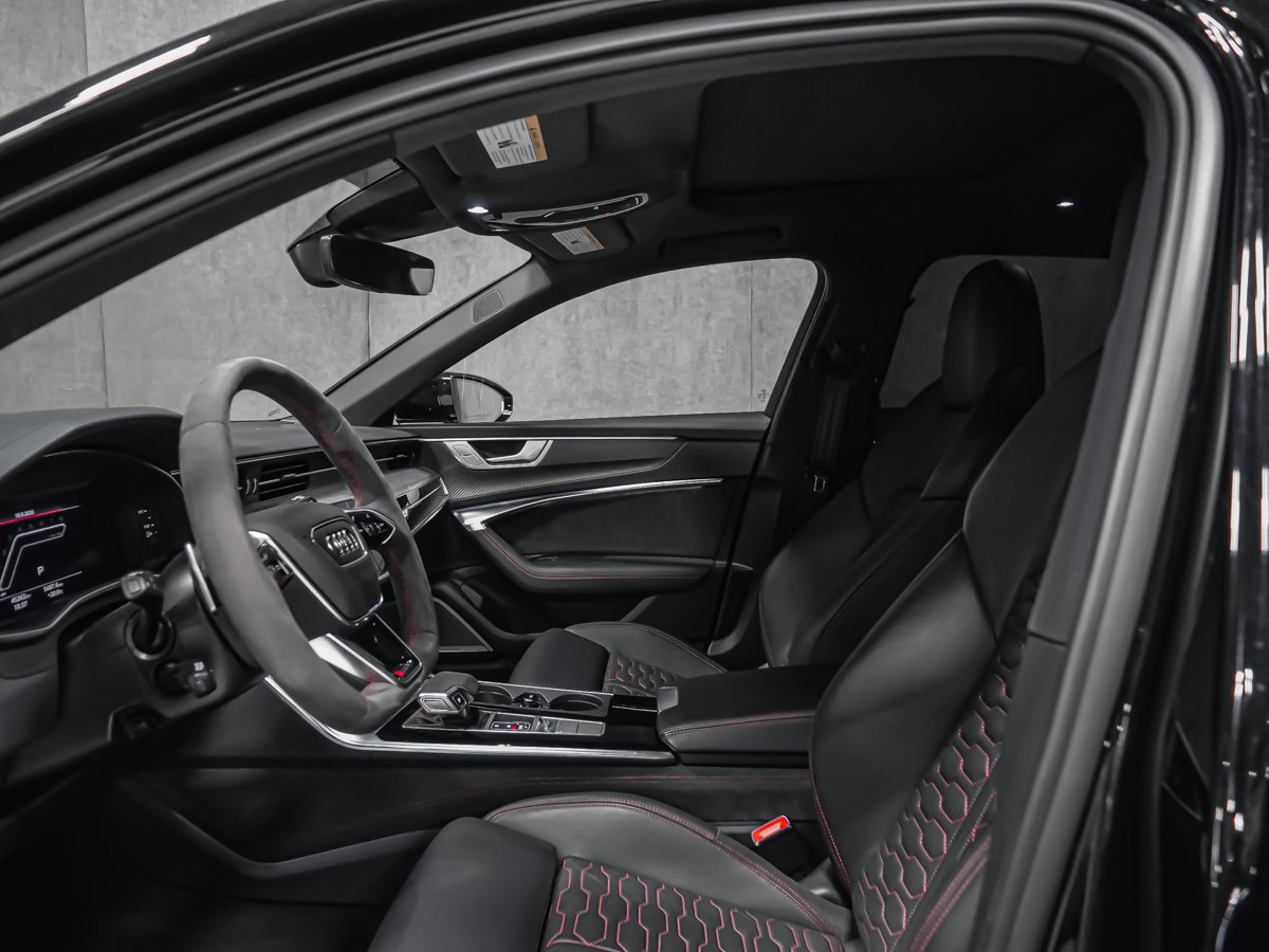 2023 Audi RS 6 Avant Black Montreal - photo #13