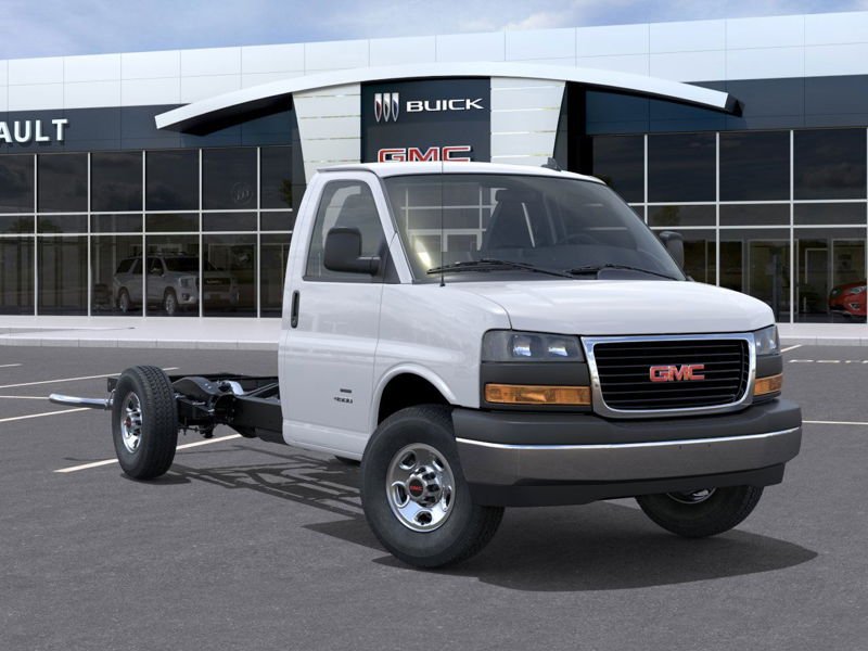 2026 GMC FOURGONNETTE COMMERCIALE TRONQUÉE SAVANA 3500 fourgonnette 159 po White Sherbrooke - photo #6