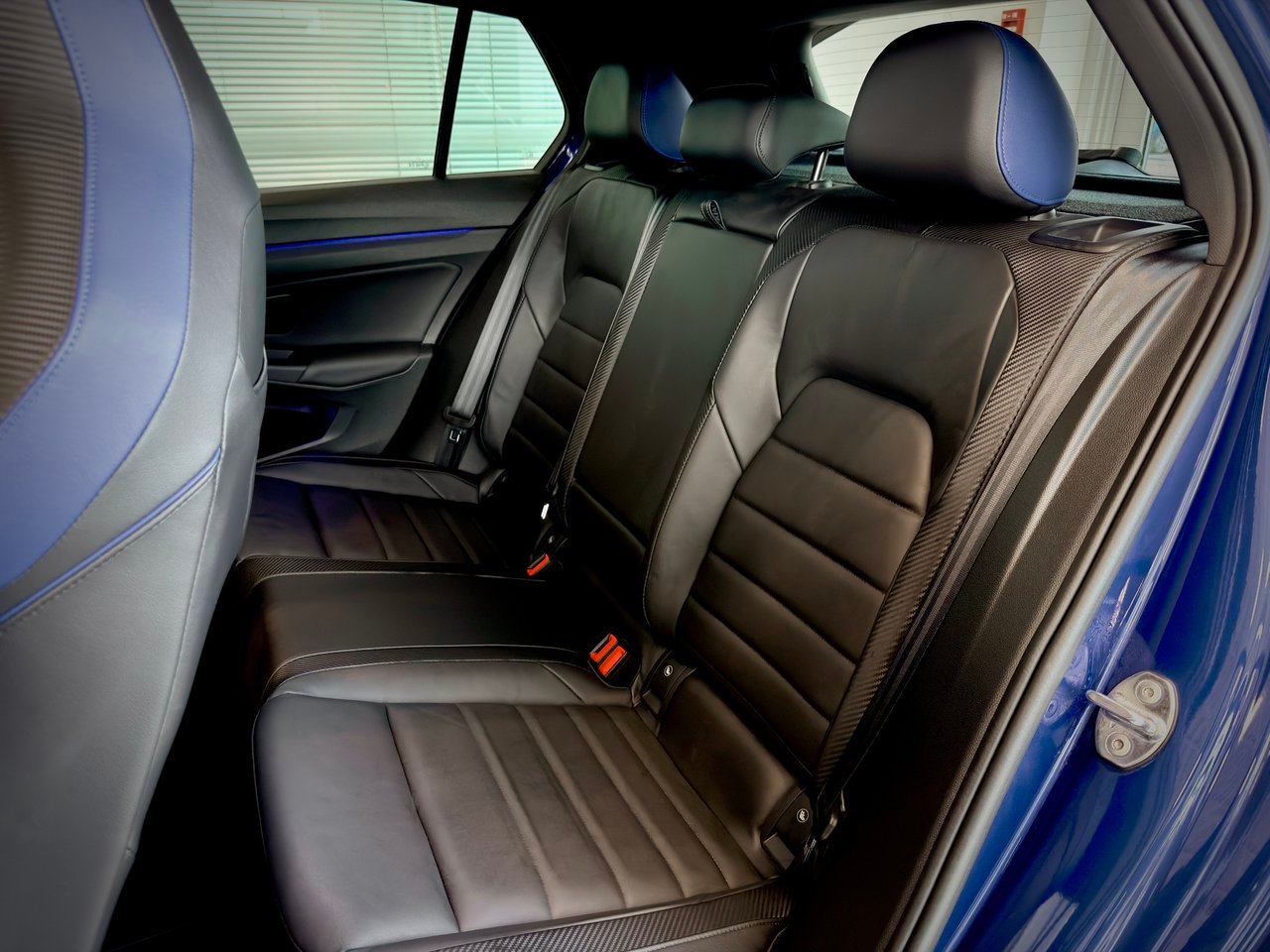 2024 Volkswagen Golf R Blue Notre-Dame-des-Prairies - photo #22