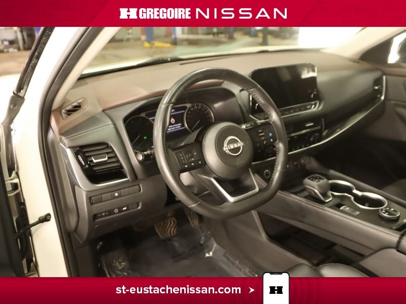 2023 Nissan Rogue White Laval - photo #39