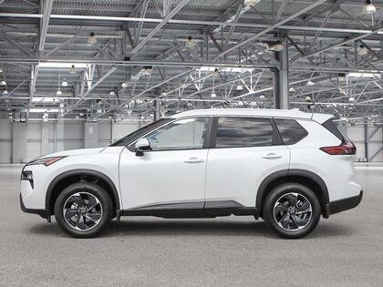 2026 Nissan Rogue 2026 Everest White Tricoat Pearl