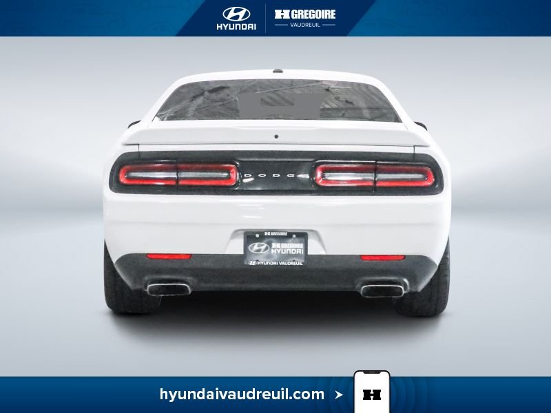 Dodge Challenger 2016 Blanc Blainville - photo #8