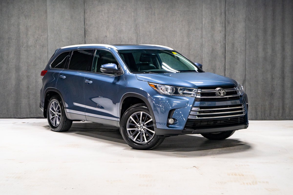 Toyota Highlander XLE AWD CUIR TOIT OUVRANT 2019 Bleu Montréal - photo #1