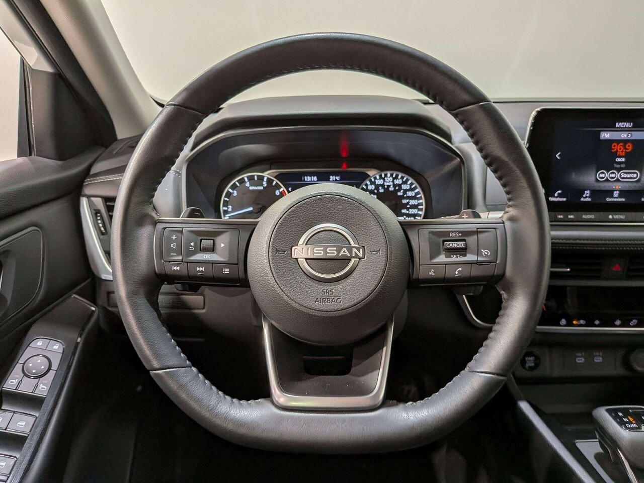 2024 Nissan Rogue AWD S White Val-David - photo #13
