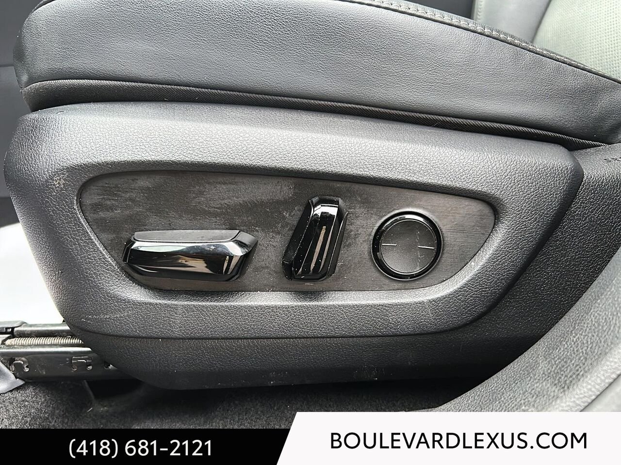Lexus RX 20110A | RX 350h BA 2024 Gris Québec - photo #9