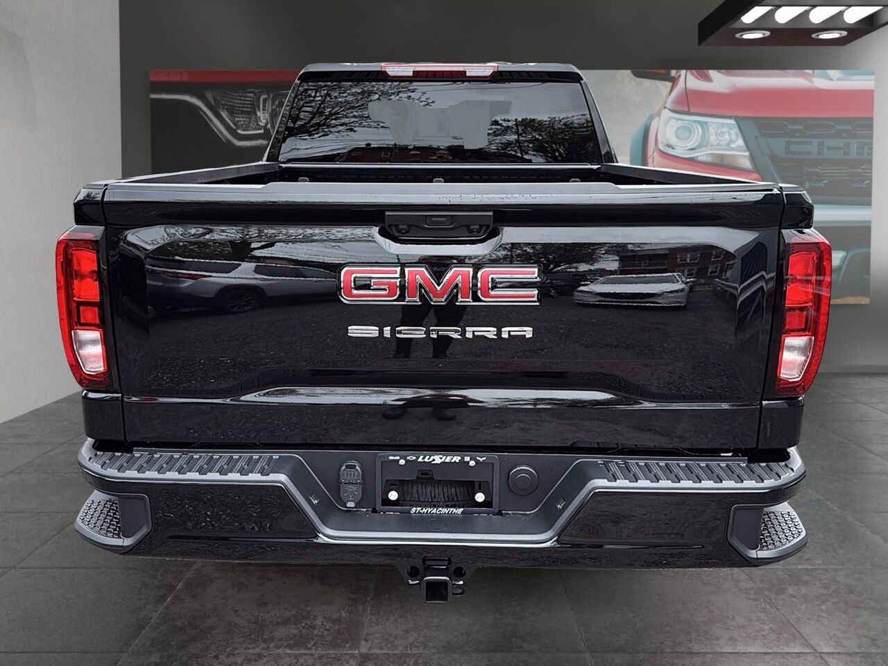 GMC Sierra 1500 PRO 2026 NOIR ONYX Saint-Hyacinthe - photo #2