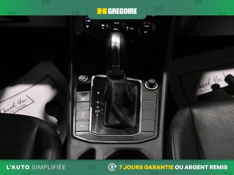 2019 Volkswagen Jetta Black Blainville - photo #23