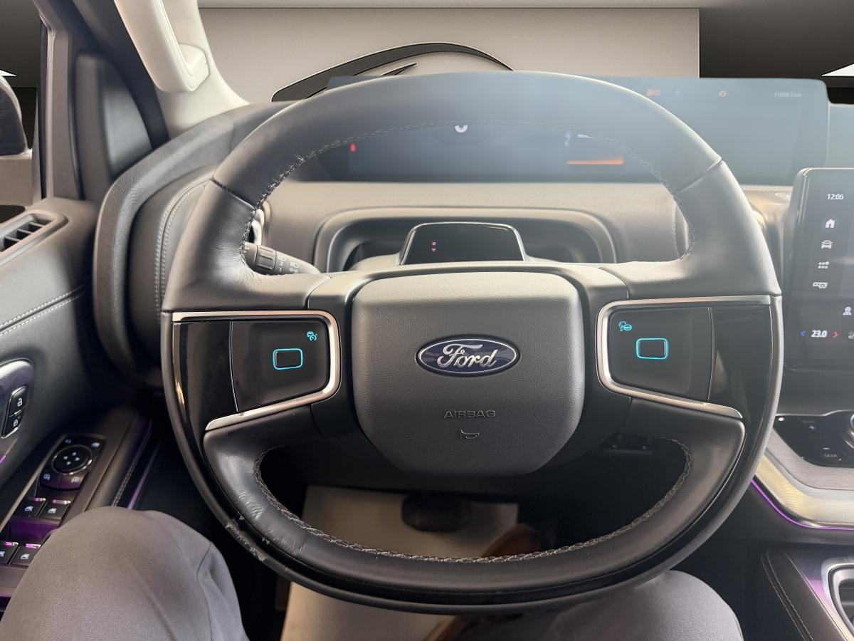 2025 Ford Expedition White  - photo #12