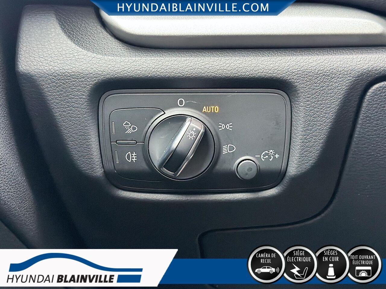 2019 Audi A3 berline Blue Blainville - photo #11