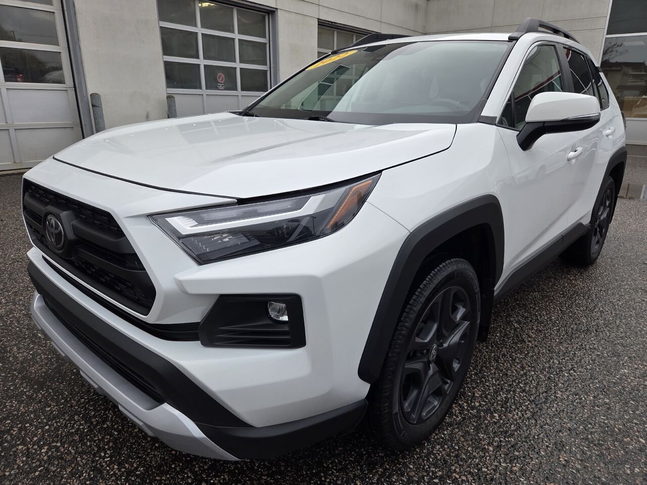 2022 Toyota RAV4 TRAIL White Mont-Laurier - photo #0