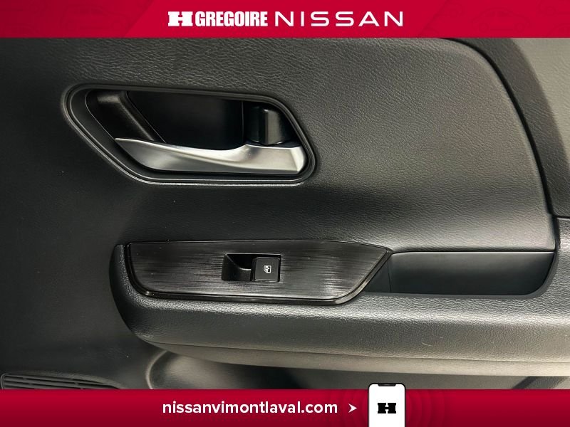2025 Nissan Kicks White Blainville - photo #14