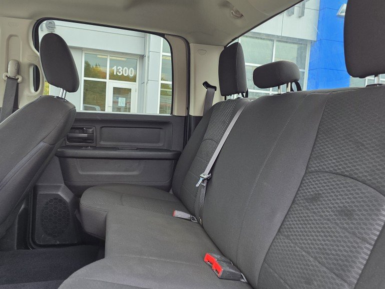 Ram 1500 CLASSIC ST 4X4 2020 Gris Mont-Laurier - photo #13