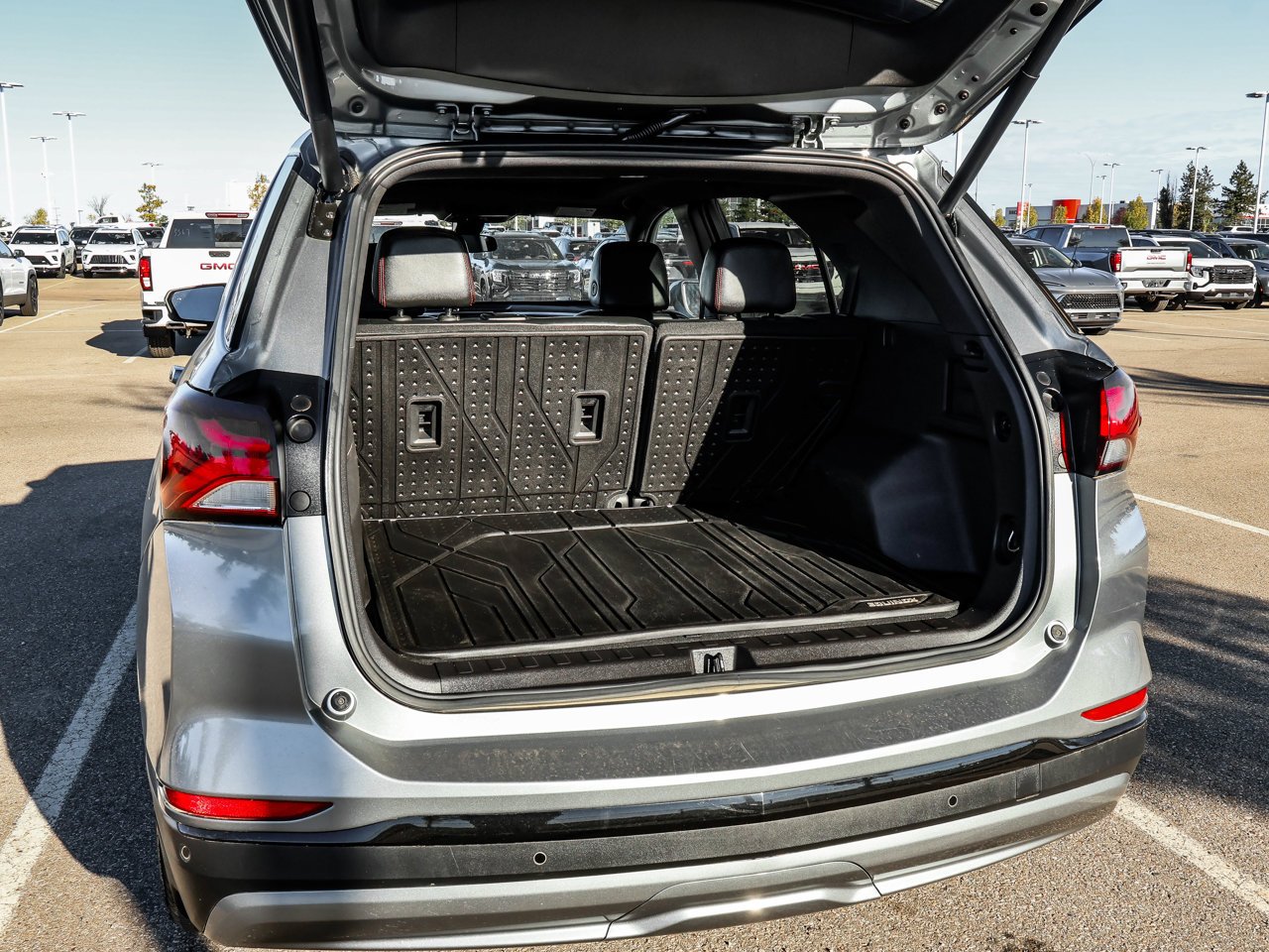 2024 Chevrolet Equinox AWD 4dr RS Grey Sherwood Park - photo #8