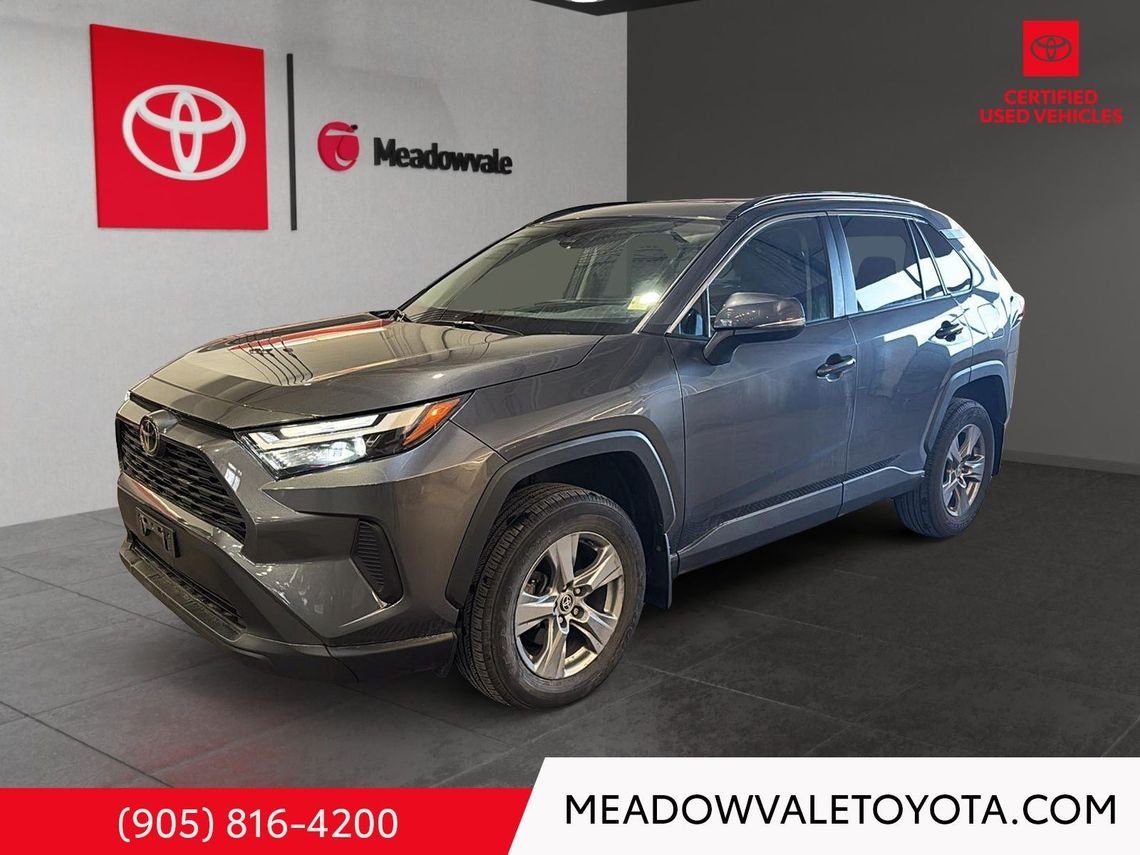 2022 Toyota RAV4 Sunroof, AWD, Power tailgate, Powers Drivers Seat, one owner Magnetic Grey Metallic Mississauga - photo #0