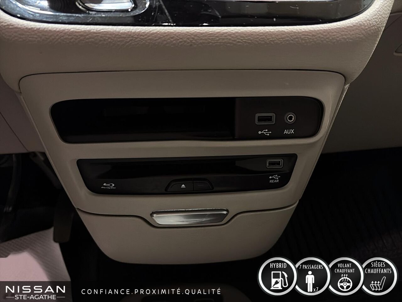 Chrysler Pacifica Hybrid 2018 Gris Ste-Agathe des Monts - photo #22