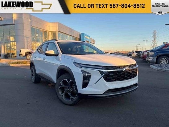 2025 Chevrolet Trax LT Blackout FWD 1.2T | Remote Start White