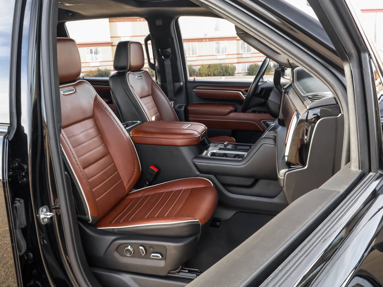 2024 GMC Sierra 3500HD 4WD Crew Cab 159 Denali Ultimate Black Sherwood Park - photo #14
