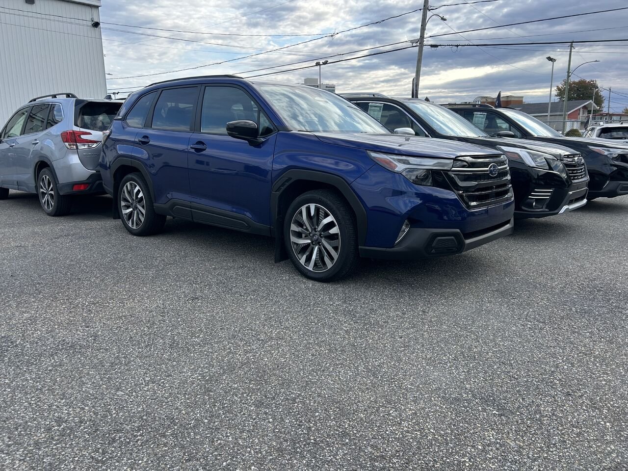 Subaru Forester Premier 2025 Bleu Saint-Hyacinthe - photo #0