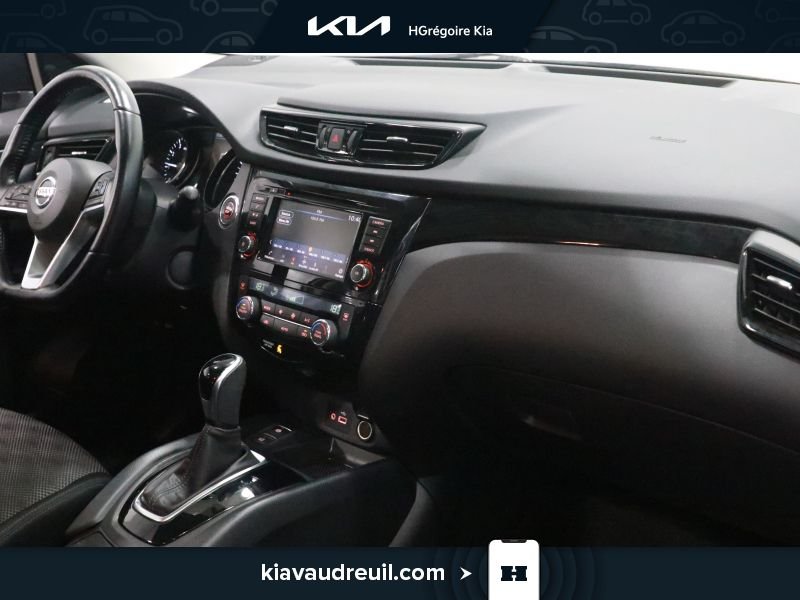 Nissan Qashqai 2023 Gris Laval - photo #22