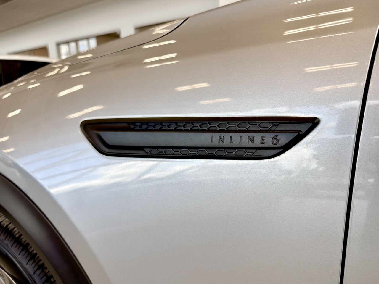 2024 Mazda CX-90 hybride léger GS-L 4WD Silver Notre-Dame-des-Prairies - photo #7