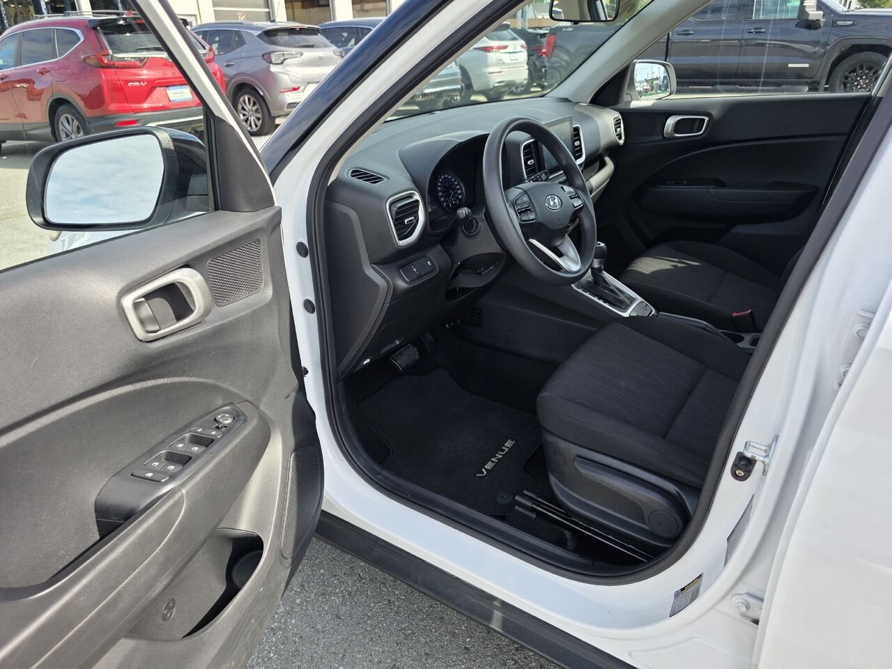 2021 Hyundai Venue Essential IVT avec couleur deux tons White Rouyn-Noranda - photo #30