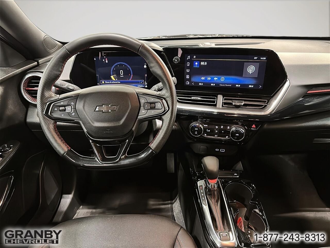 2025 Chevrolet Trax 2RS | 27-0083A Black Granby - photo #12